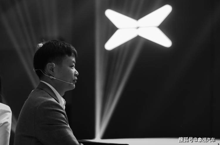 江苏一公司发生火情 现场救援仍在继续 焦点速读